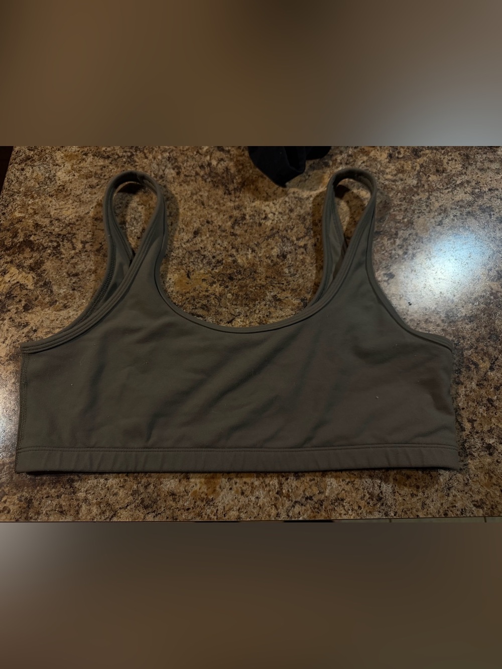 aritzia tna sports bra